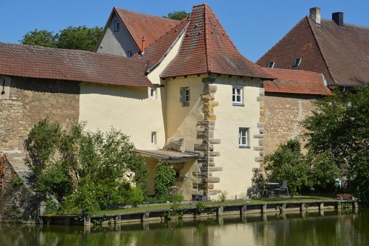 Der Seeweiherturm Appartement Weißenburg in Bayern
